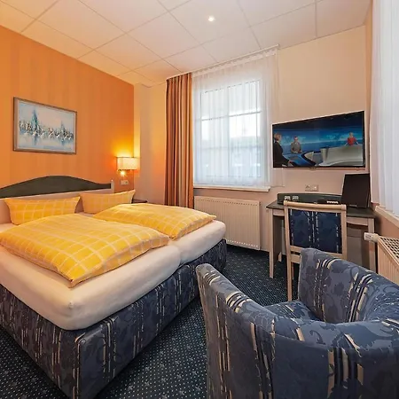 Duenenhotel Am 3*